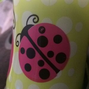 Meet your Posher, Shirley